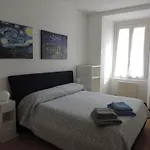 Lungolago Apartment