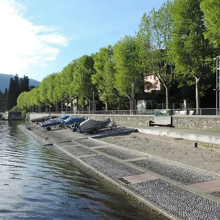 Lungolago * Malgrate